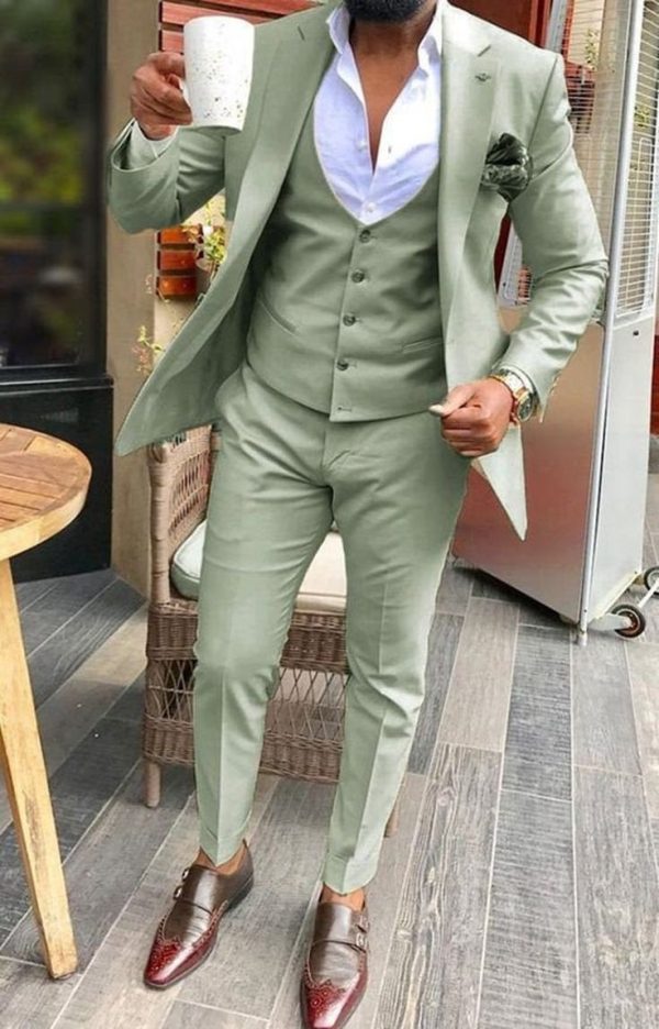 Exactly How To Put On A Fit: A Full Guide For Men