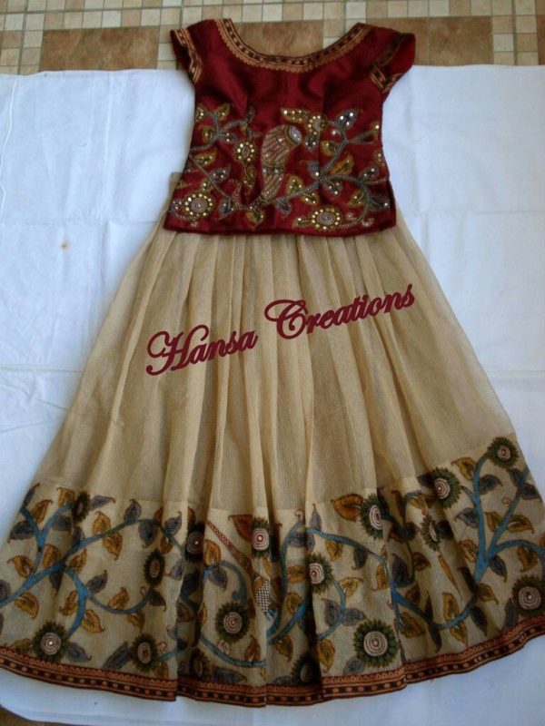 Exactly How To Look Elegant In Typical Indian Wear?