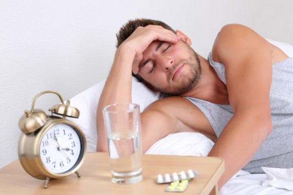 How do sleeping pills work and what are the risks?