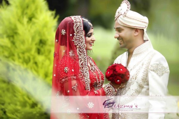 How Fake Wedding Photos Have Become A Lucrative Business in Europe