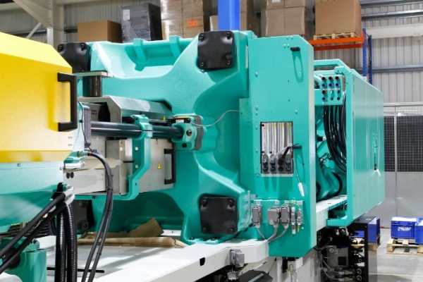 Revolutionizing Plastic Manufacturing with Custom Plastic Molding Manufacturers
