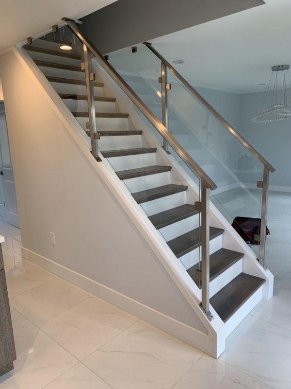 Prachtige Stalen Trapleuningen voor een Stijlvolle Afwerking