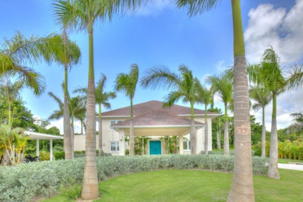 Your Ultimate Guide to Luxurious Punta Cana Villas