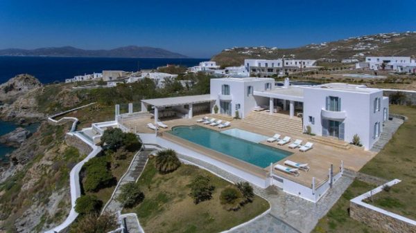 Discover Your Dream Getaway: The Allure of Luxury Villas in Mykonos